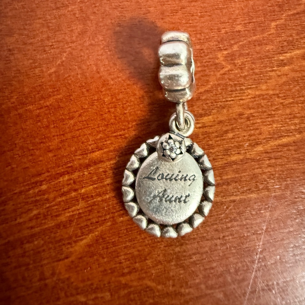 Pandora Loving Aunt dangle charm silver.